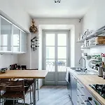 Sailer Loft - The House Of Travelers Como