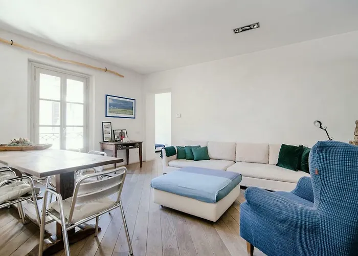 Sailer Loft - The House Of Travelers דירה קומו