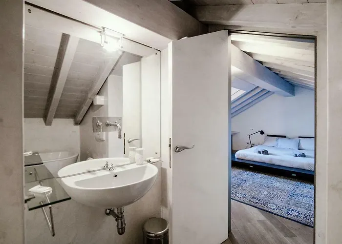 דירה Sailer Loft - The House Of Travelers קומו