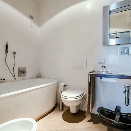 Apartamento Sailer Loft - The House Of Travelers Como